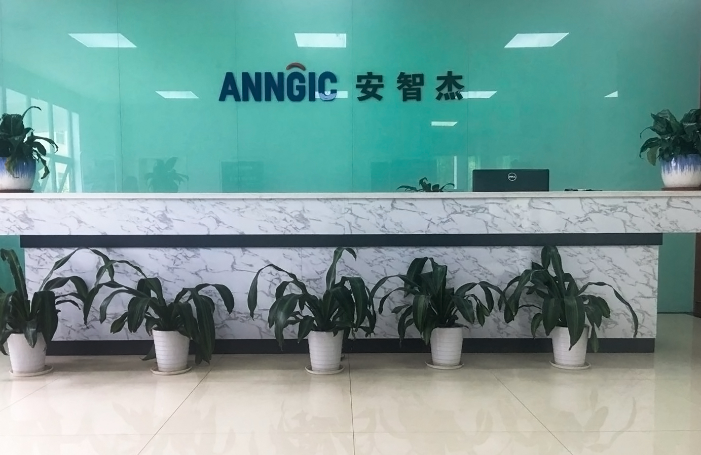 深圳安智杰科技有限公司