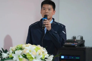 灵猴机器人完成超亿元Pre-B轮融资,领跑具身智能规模化落地新赛道 灵猴机器人完成超亿元Pre-B轮融资,领跑具身智能规模化落地新赛道