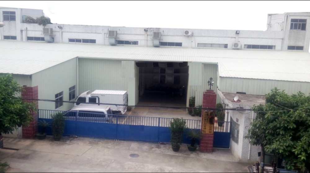 深圳市万丰兴精密工业有限公司 深圳市万丰兴精密工业有限公司