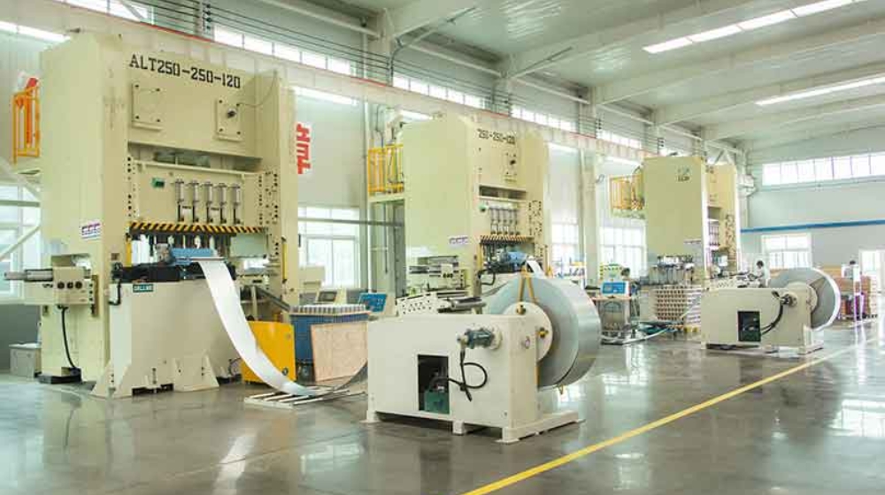 河北钛通滤清器有限公司 河北钛通滤清器有限公司